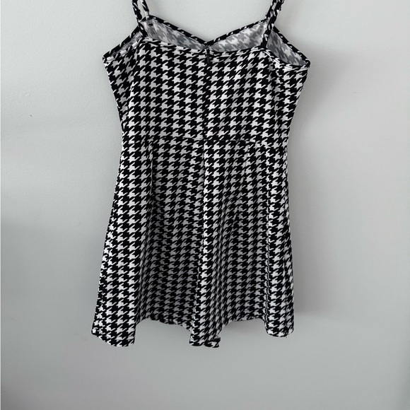 Houndstooth Romper - Picture 3 of 3